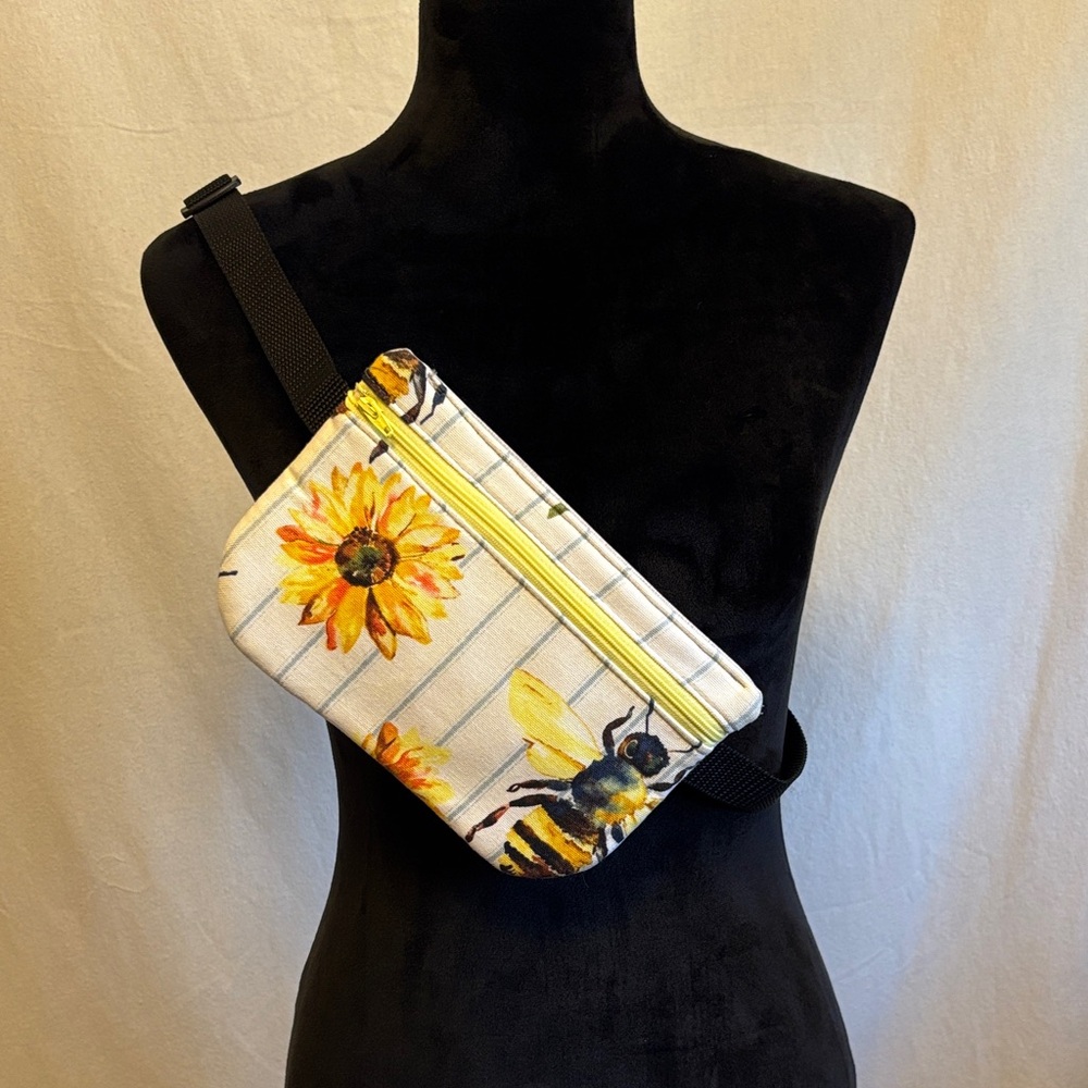 Bee & Sunflower Crossbody Belt Bag